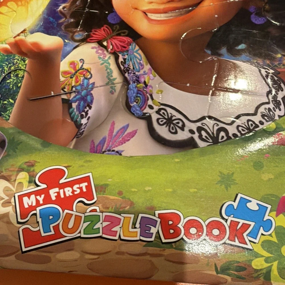 Disney Encanto My First Puzzle Book 5 Puzzles Inside Age 3+ Cardboard